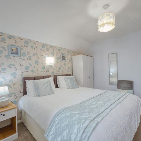 Apartment 7 - 1 Bedroom Sea Front Location - Step Free Access From Rear - Free Parking Paignton Zewnętrze zdjęcie
